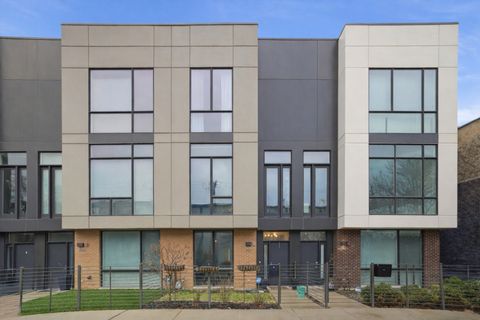 Photo of 2527 W Homer Street, Chicago, IL 60647 (MLS # 12591799)