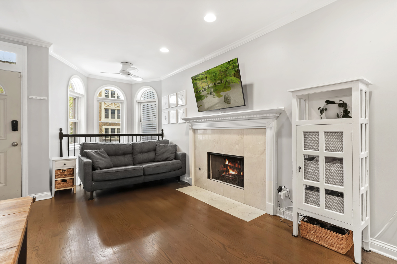 1955 W Melrose Street 1