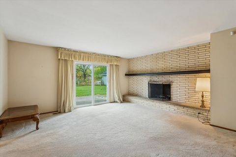 Tiny photo for 7138 Edgebrook Lane, Hanover Park, IL 60133 (MLS # 12497418)