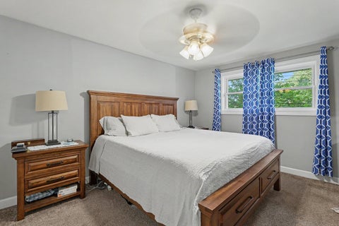 Tiny photo for 908 E 159th Place, South Holland, IL 60473 (MLS # 12749116)