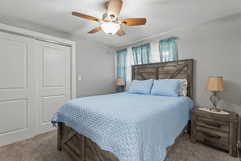 Tiny photo for 908 E 159th Place, South Holland, IL 60473 (MLS # 12749116)