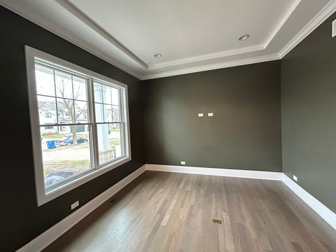 Tiny photo for Elmhurst, IL 60126 (MLS # 12513472)