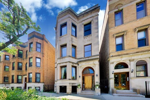 Photo of 3810 N Fremont Street #2B, Chicago, IL 60613 (MLS # 12737182)