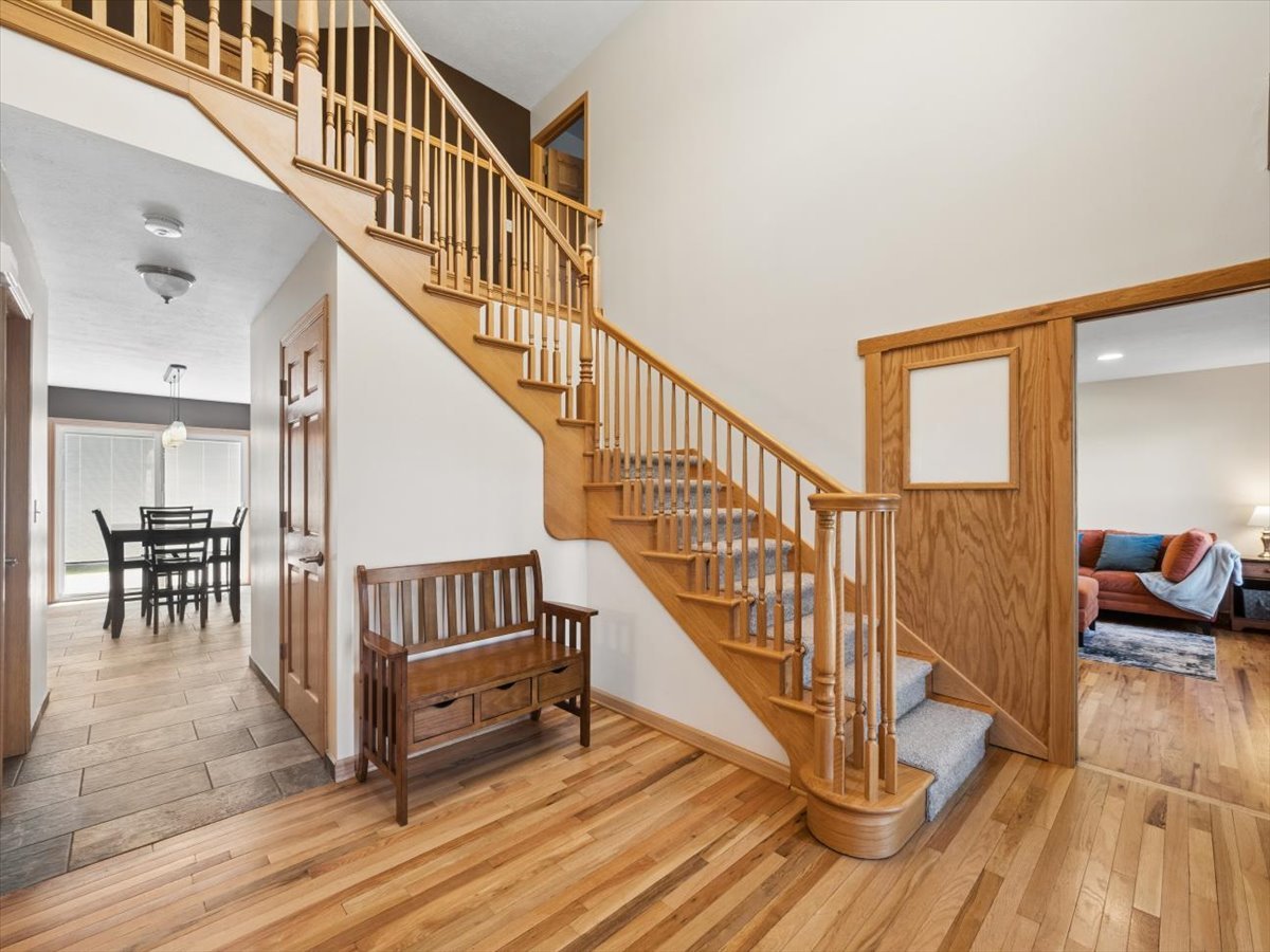 Properties 1 12743 Vestas Place
