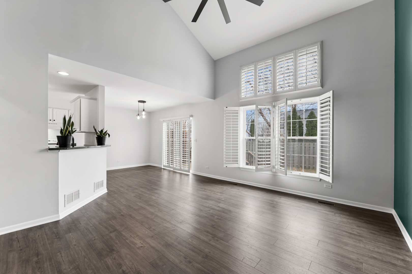 1163 E Danbury Drive