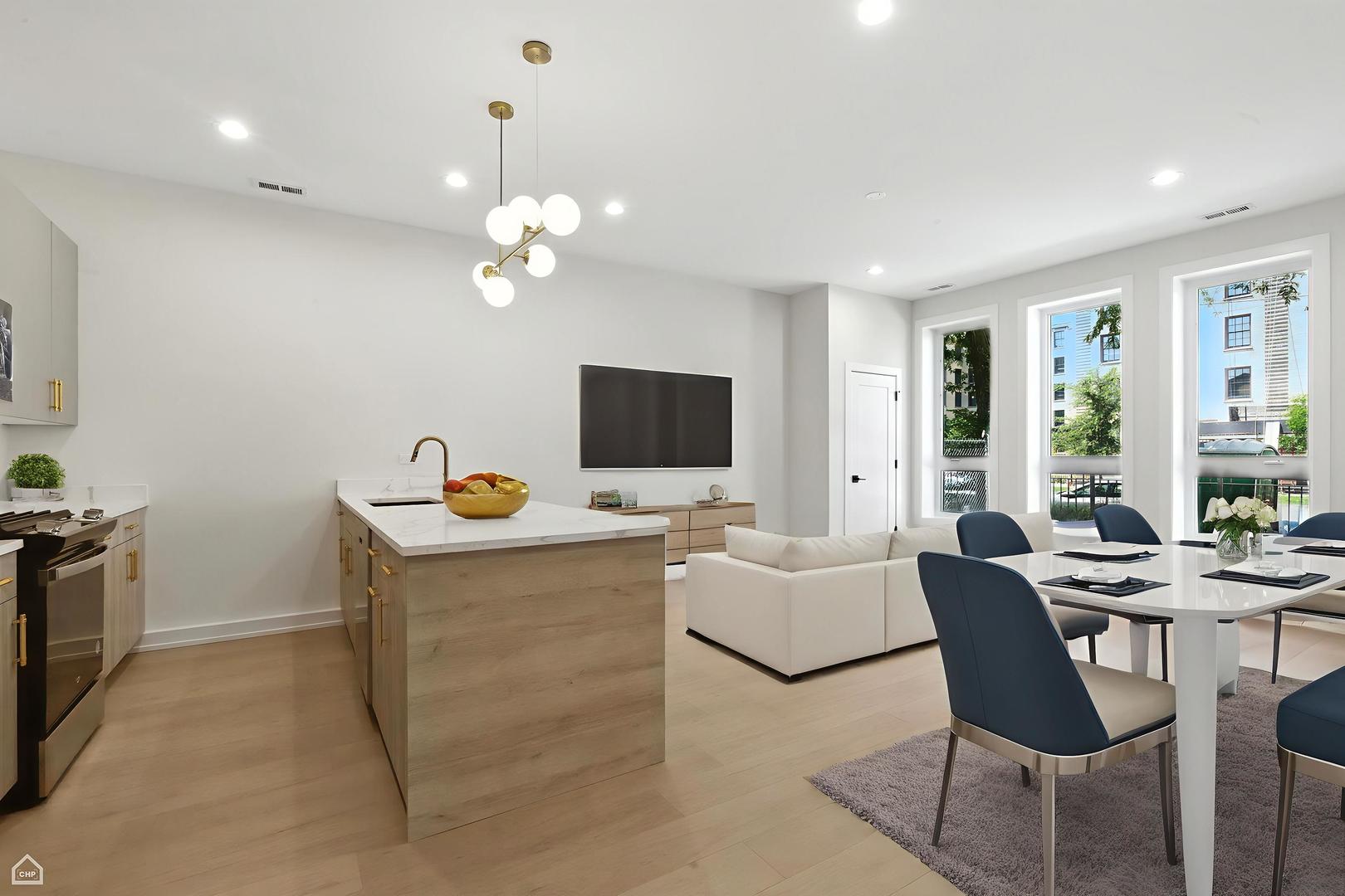 4629 S Michigan Avenue