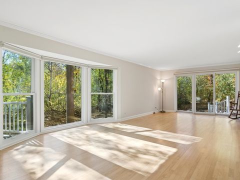 Tiny photo for 205 Bradford Court, Lake Bluff, IL 60044 (MLS # 12496743)