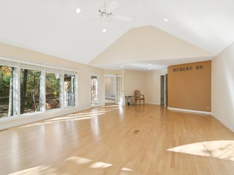 Tiny photo for 205 Bradford Court, Lake Bluff, IL 60044 (MLS # 12496743)