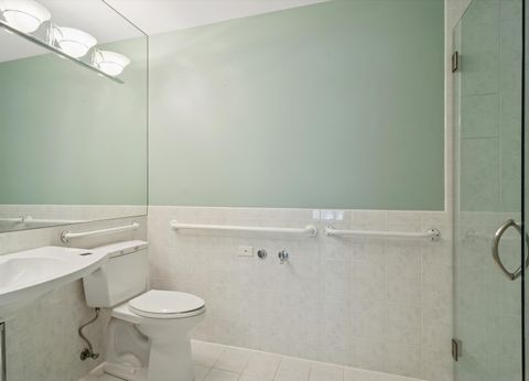 Tiny photo for 205 Bradford Court, Lake Bluff, IL 60044 (MLS # 12496743)