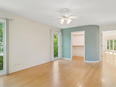 Tiny photo for 205 Bradford Court, Lake Bluff, IL 60044 (MLS # 12496743)