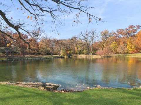 Tiny photo for 205 Bradford Court, Lake Bluff, IL 60044 (MLS # 12496743)