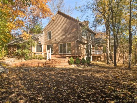 Tiny photo for 205 Bradford Court, Lake Bluff, IL 60044 (MLS # 12496743)