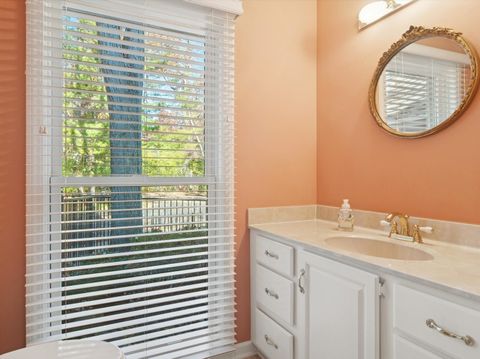 Tiny photo for 205 Bradford Court, Lake Bluff, IL 60044 (MLS # 12496743)