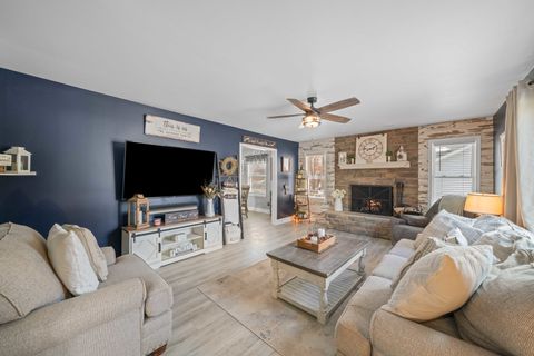 Tiny photo for 954 HOLIDAY Drive, Lake Holiday, IL 60548 (MLS # 12563420)