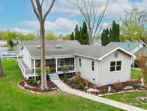2601 N Villa Lane McHenry IL 60051