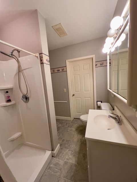 Tiny photo for 108 E 37th Street, Davenport, IA 52806 (MLS # 100000040)