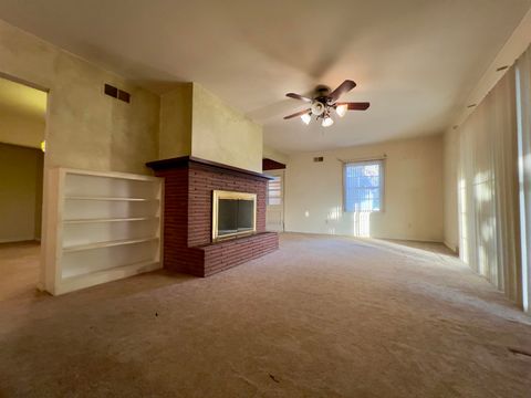 Tiny photo for 108 E 37th Street, Davenport, IA 52806 (MLS # 100000040)