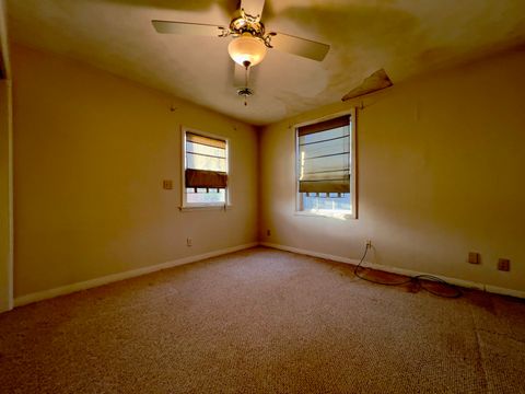 Tiny photo for 108 E 37th Street, Davenport, IA 52806 (MLS # 100000040)