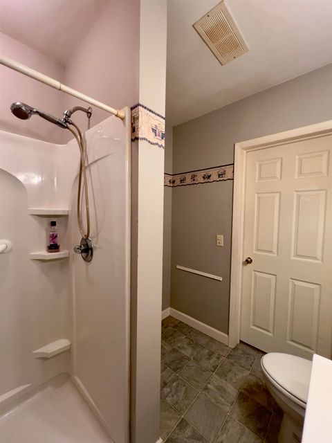 Tiny photo for 108 E 37th Street, Davenport, IA 52806 (MLS # 100000040)