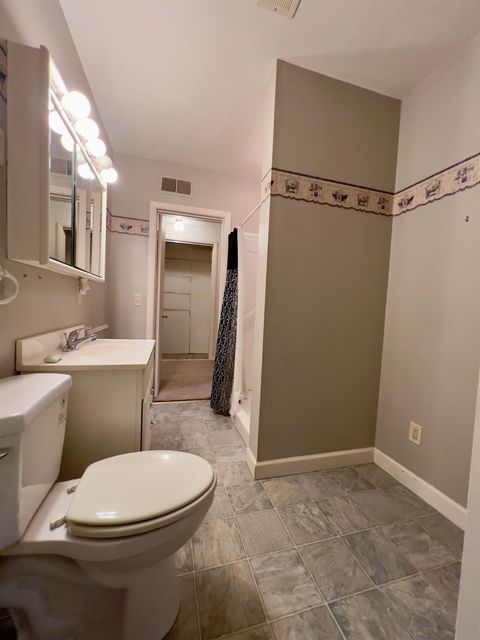 Tiny photo for 108 E 37th Street, Davenport, IA 52806 (MLS # 100000040)