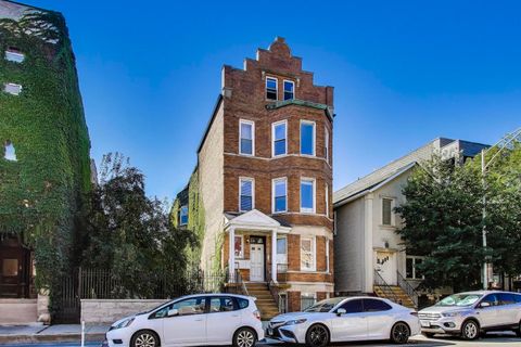 Photo of 1537 W Augusta Boulevard #2F, Chicago, IL 60642 (MLS # 12617228)