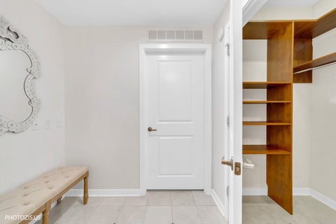 Tiny photo for 425 Benjamin Drive #302, Vernon Hills, IL 60061 (MLS # 12755605)