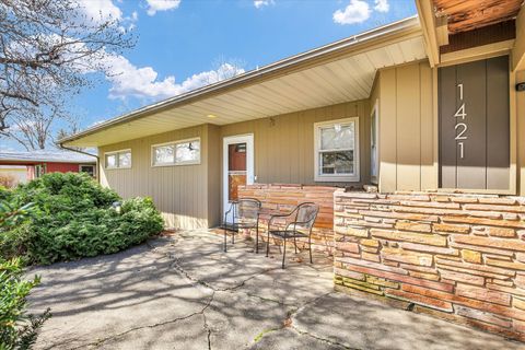 Tiny photo for 1421 Cambridge Drive, Champaign, IL 61821 (MLS # 12592036)