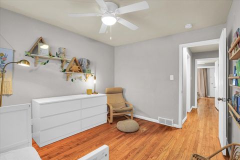 Tiny photo for 1421 Cambridge Drive, Champaign, IL 61821 (MLS # 12592036)