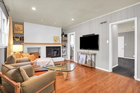 Tiny photo for 1421 Cambridge Drive, Champaign, IL 61821 (MLS # 12592036)