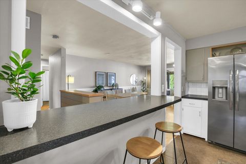 Tiny photo for 1421 Cambridge Drive, Champaign, IL 61821 (MLS # 12592036)