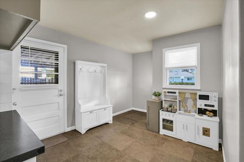 Tiny photo for 1421 Cambridge Drive, Champaign, IL 61821 (MLS # 12592036)