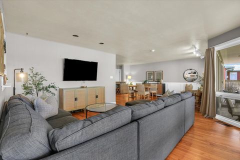 Tiny photo for 1421 Cambridge Drive, Champaign, IL 61821 (MLS # 12592036)