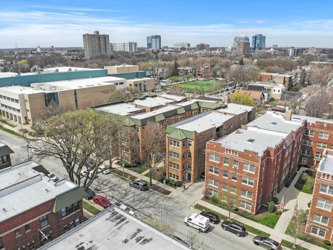 Tiny photo for 854 Washington Boulevard #1, Oak Park, IL 60302 (MLS # 12589336)
