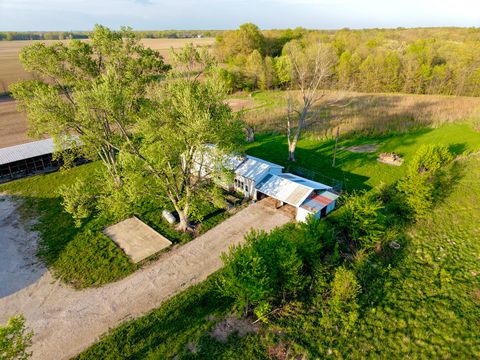 Tiny photo for Cowden, IL 62863 (MLS # 12632467)