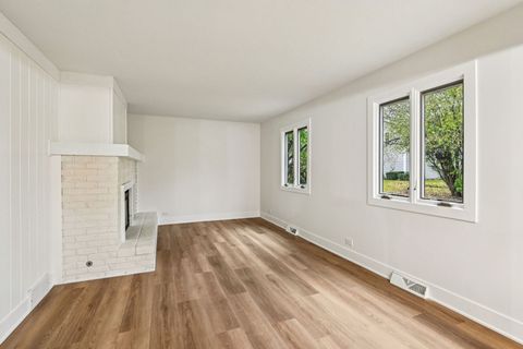 Tiny photo for 123 N Western Avenue, Bartlett, IL 60103 (MLS # 12556289)