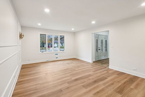 Tiny photo for 123 N Western Avenue, Bartlett, IL 60103 (MLS # 12556289)