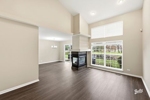 Tiny photo for 728 Old Checker Road, Buffalo Grove, IL 60089 (MLS # 12531639)