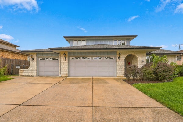 13623 S 84TH AVE, ORLAND PARK, IL 60462 - Image 48ec2ca41b2fd75df25532b0d824a735/1653944482