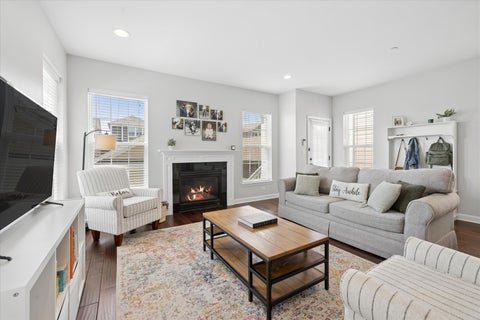 Tiny photo for 14 N Dryden Place, Arlington Heights, IL 60004 (MLS # 12693389)
