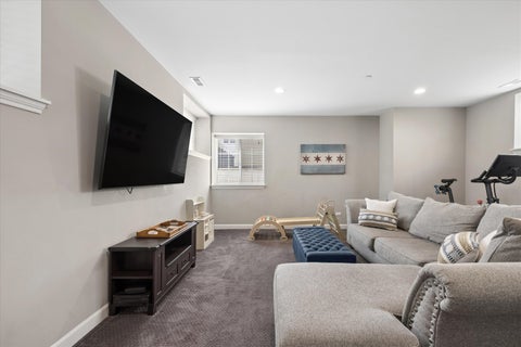 Tiny photo for 14 N Dryden Place, Arlington Heights, IL 60004 (MLS # 12693389)