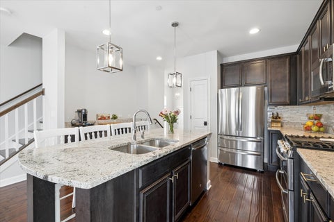 Tiny photo for 14 N Dryden Place, Arlington Heights, IL 60004 (MLS # 12693389)