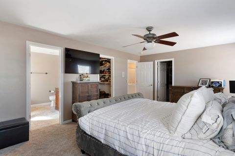 Tiny photo for 64 Talcott Avenue, Crystal Lake, IL 60014 (MLS # 12566621)