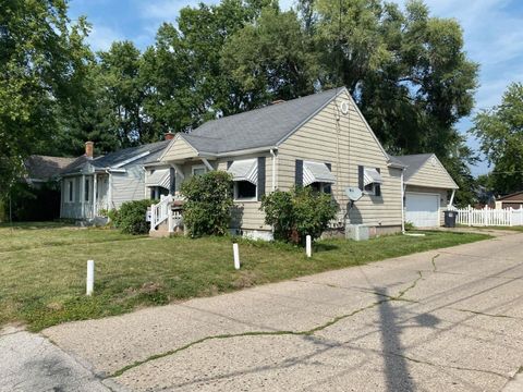 Tiny photo for 1930 31st Street A, Moline, IL 61265 (MLS # 100000408)