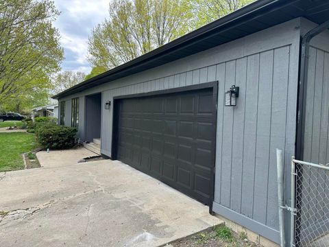 Tiny photo for 902 Fleetwood Drive, Tuscola, IL 61953 (MLS # 12589443)