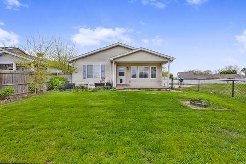 Tiny photo for 426 Bramble Street, Manteno, IL 60950 (MLS # 12629754)