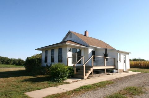 Photo of 30403 Hancock Road, Mackinaw, IL 61755 (MLS # 12482439)