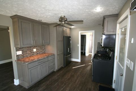 Tiny photo for 30403 Hancock Road, Mackinaw, IL 61755 (MLS # 12482439)