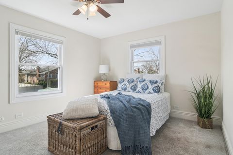 Tiny photo for 1653 N Douglas Avenue, Arlington Heights, IL 60004 (MLS # 12647501)