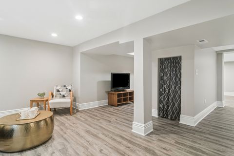 Tiny photo for 1653 N Douglas Avenue, Arlington Heights, IL 60004 (MLS # 12647501)