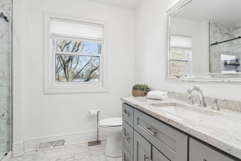 Tiny photo for 1653 N Douglas Avenue, Arlington Heights, IL 60004 (MLS # 12647501)